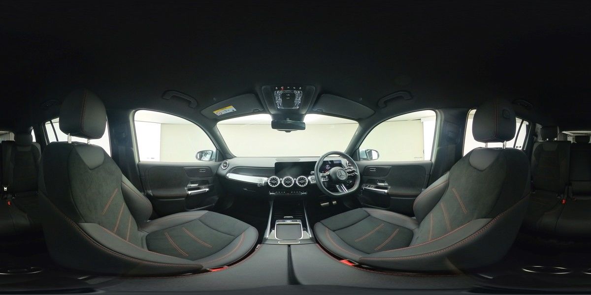 More views of Mercedes-Benz GLB