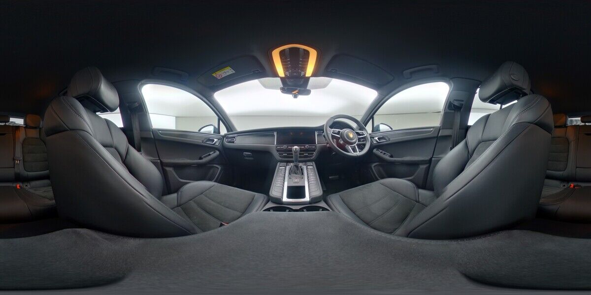 More views of Porsche Macan