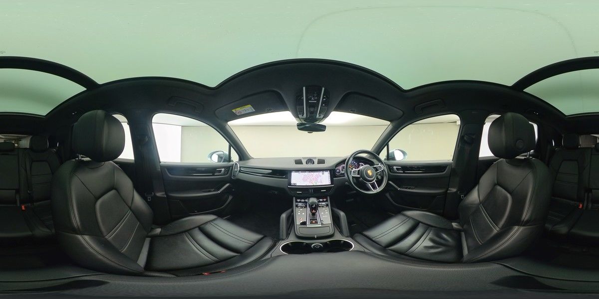 More views of Porsche Cayenne
