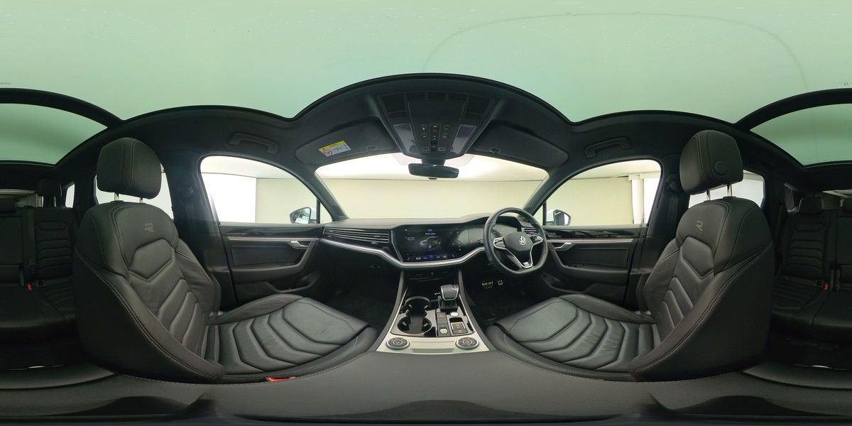 More views of Volkswagen Touareg
