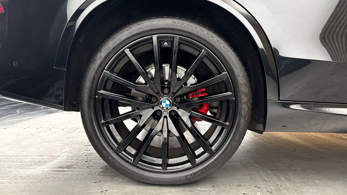 BMW X5 Image 10