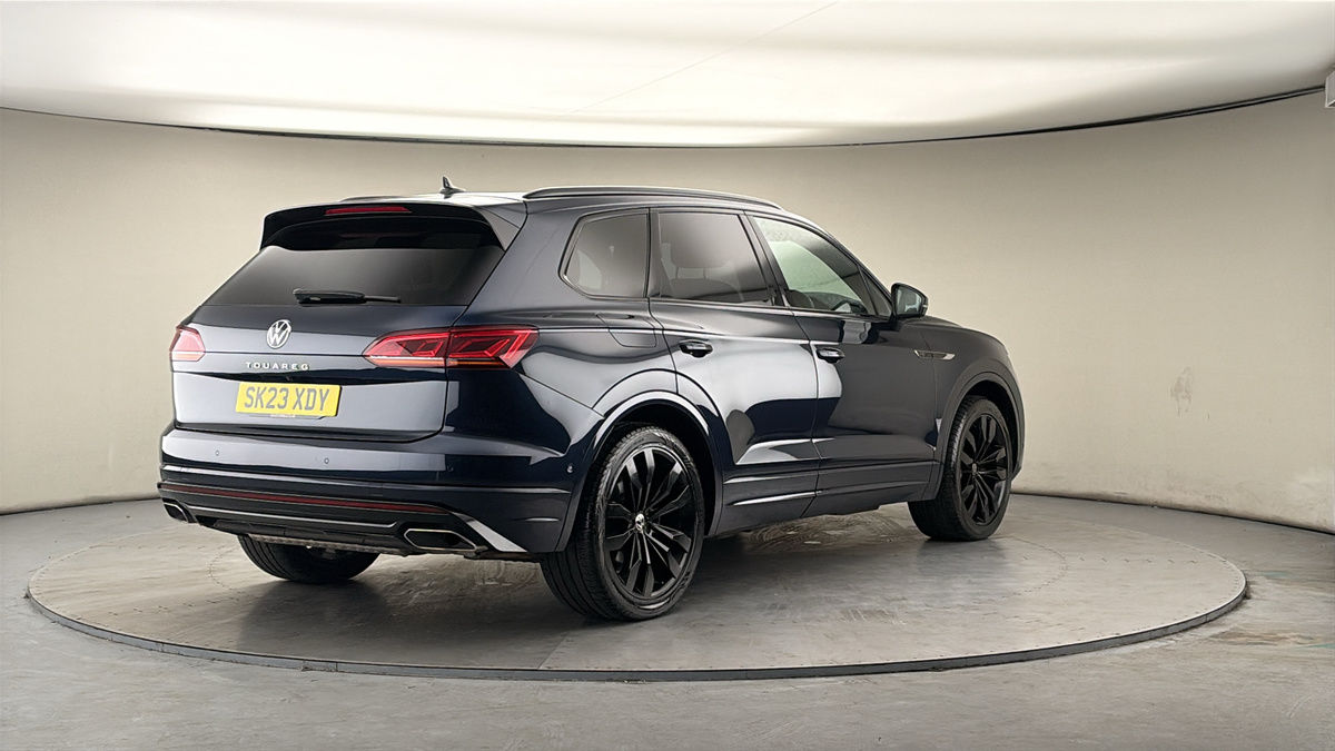 More views of Volkswagen Touareg