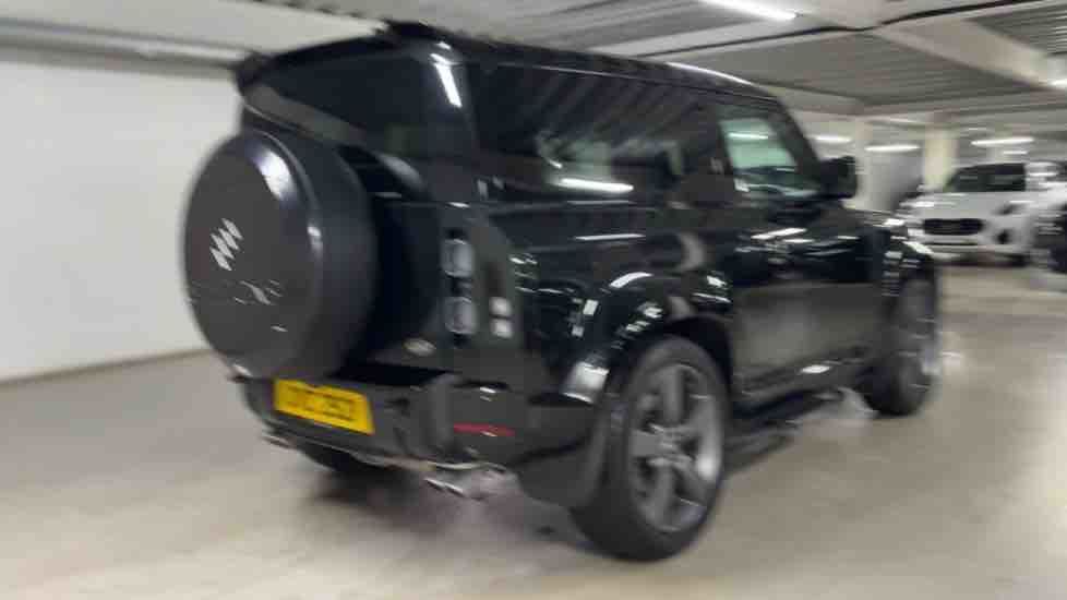 More views of Land Rover Defender 90