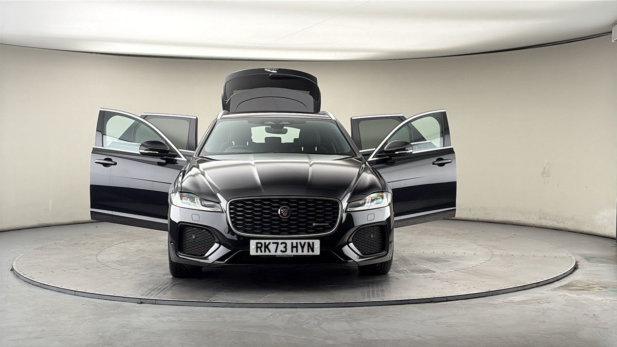 More views of Jaguar XF