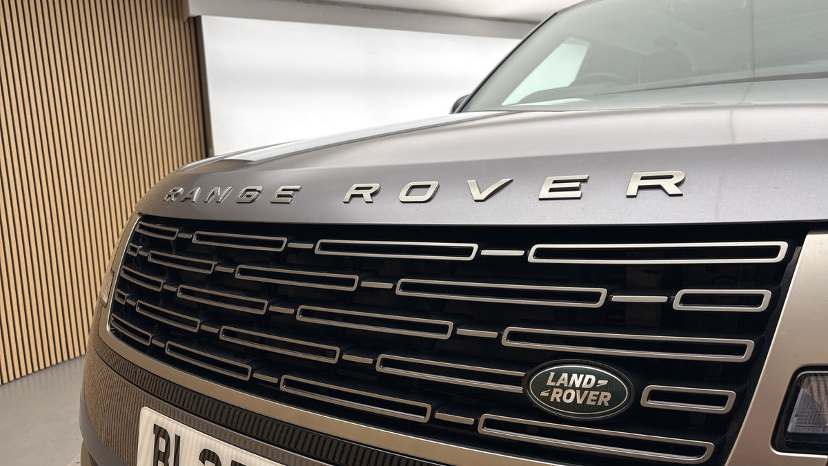 Land Rover Range Rover Image 24
