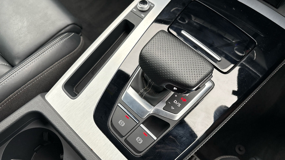 Audi Q5 Image 6