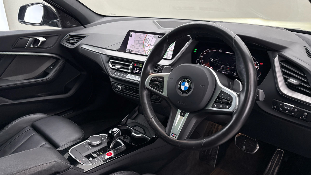 BMW 1 Series Image 5