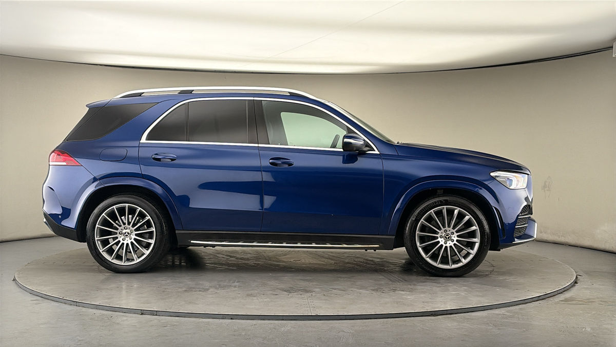 More views of Mercedes-Benz GLE