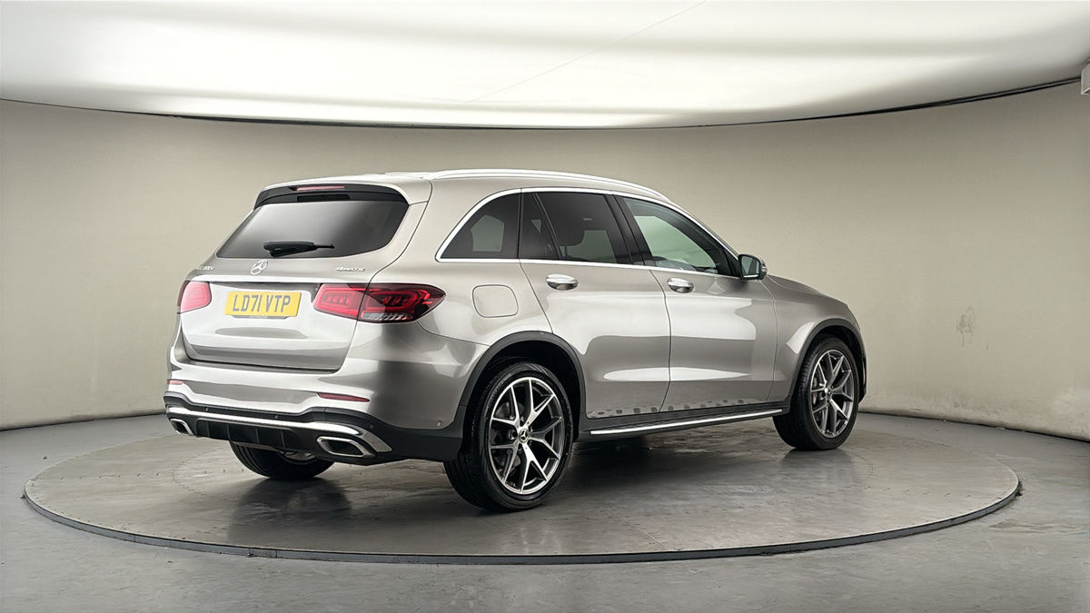 Mercedes-Benz GLC Image 21