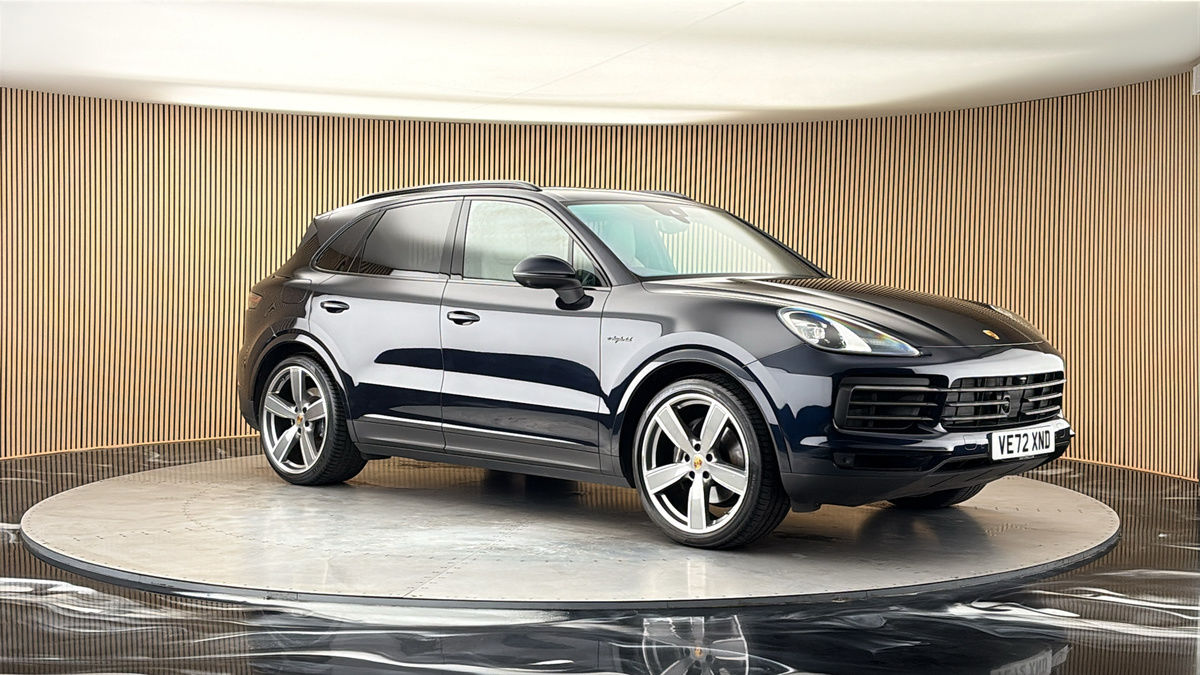 More views of Porsche Cayenne