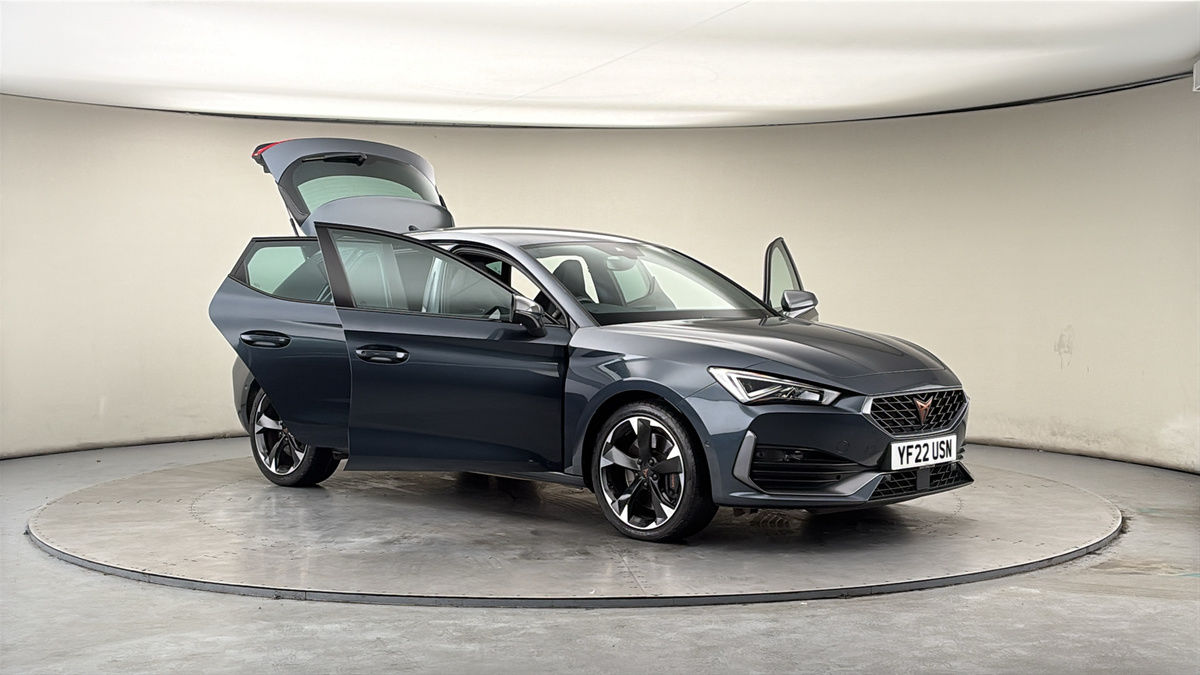 More views of CUPRA Leon