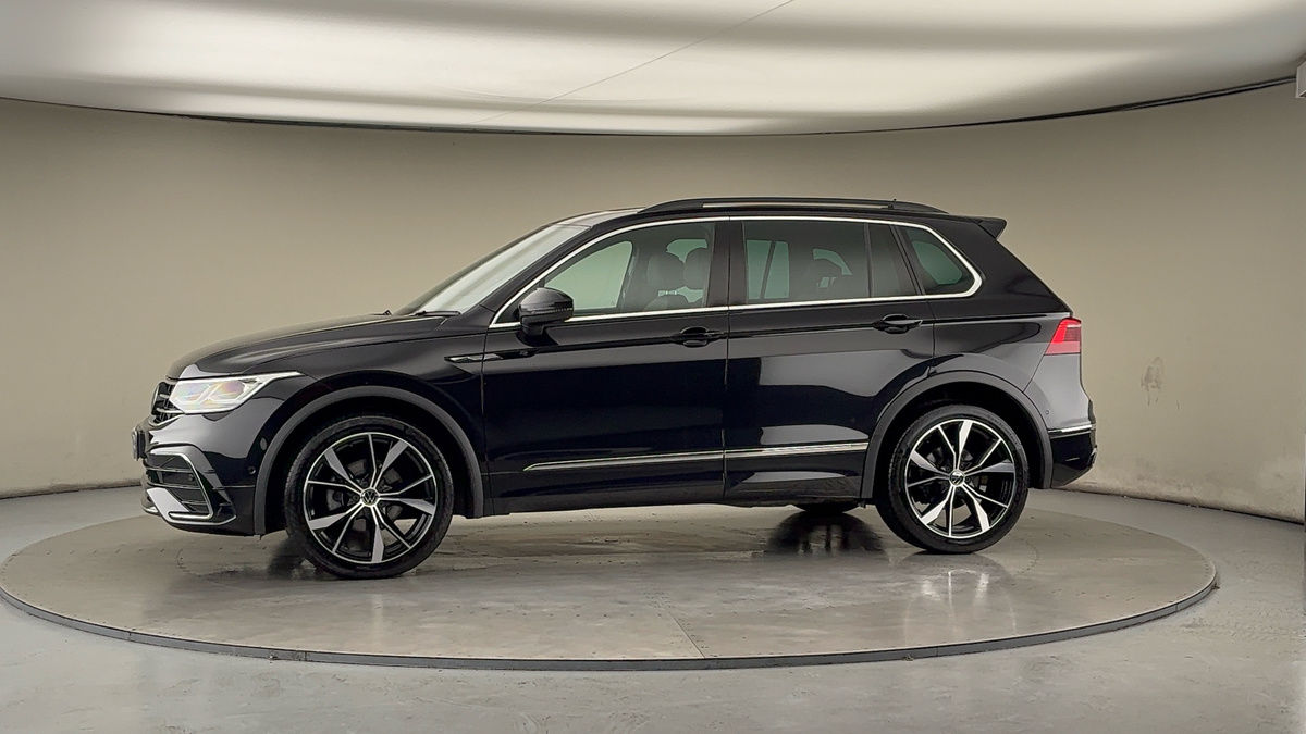More views of Volkswagen Tiguan