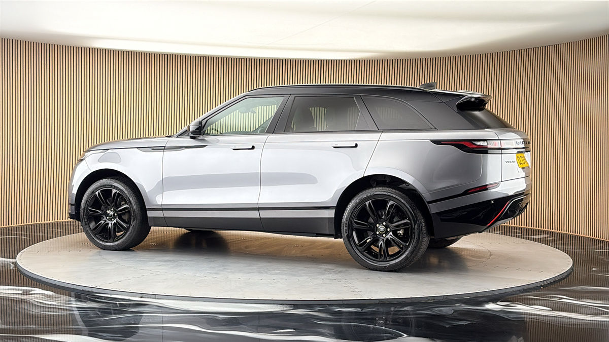 More views of Land Rover Range Rover Velar