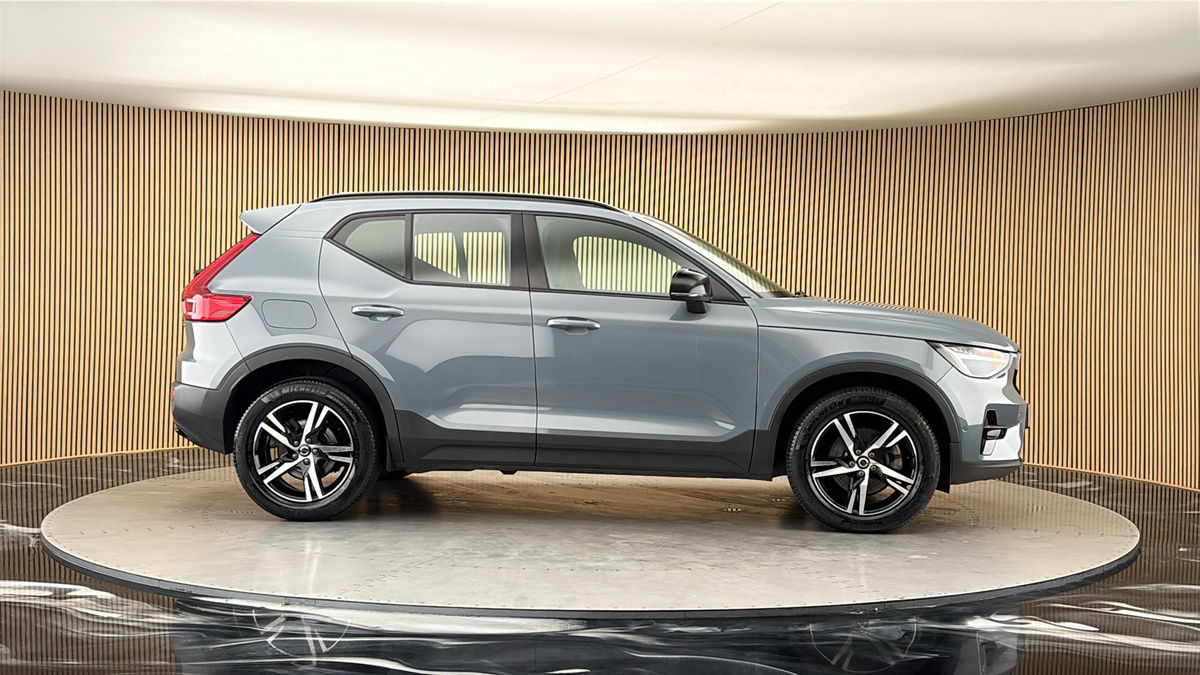 More views of Volvo XC40