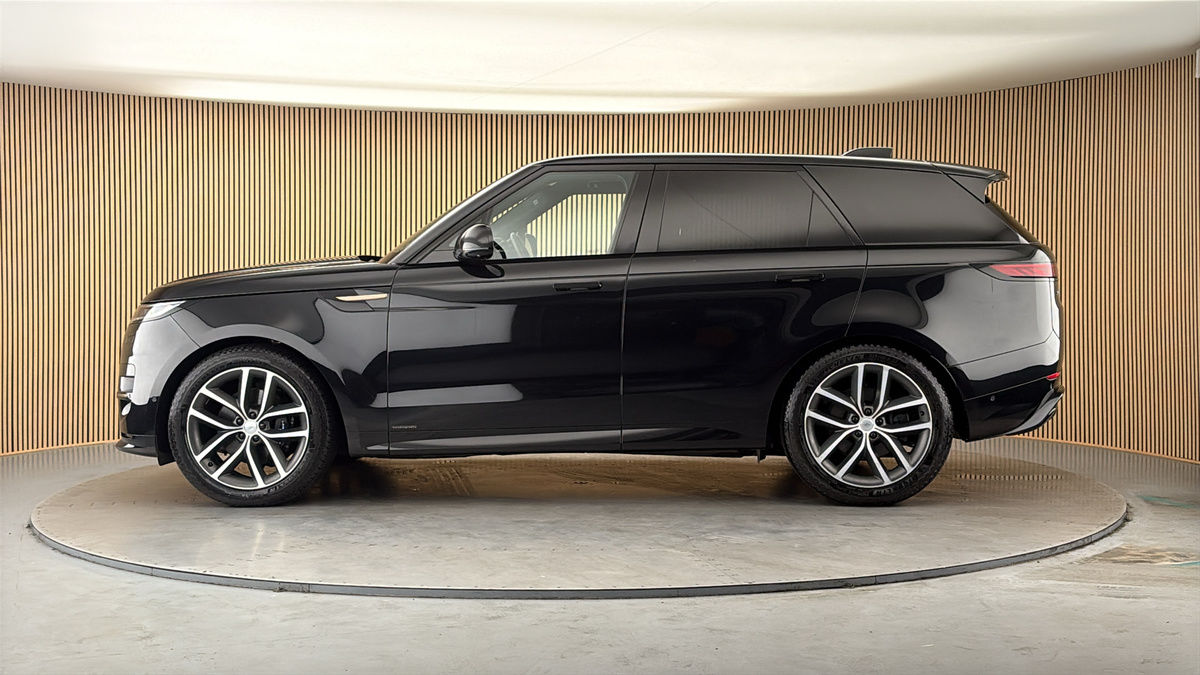 Land Rover Range Rover Sport Image 15
