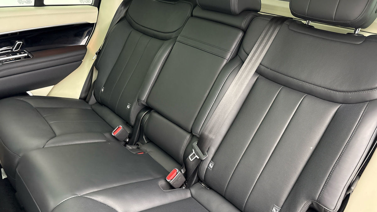 Land Rover Range Rover Image 8