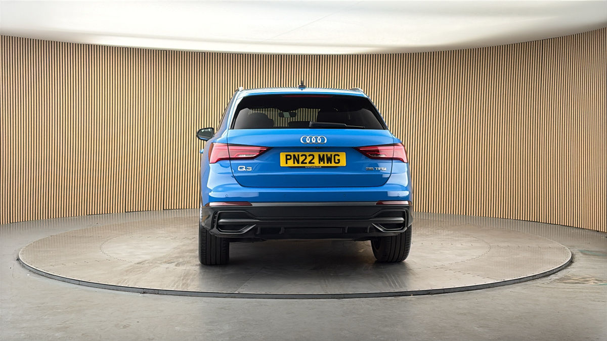 More views of Audi Q3