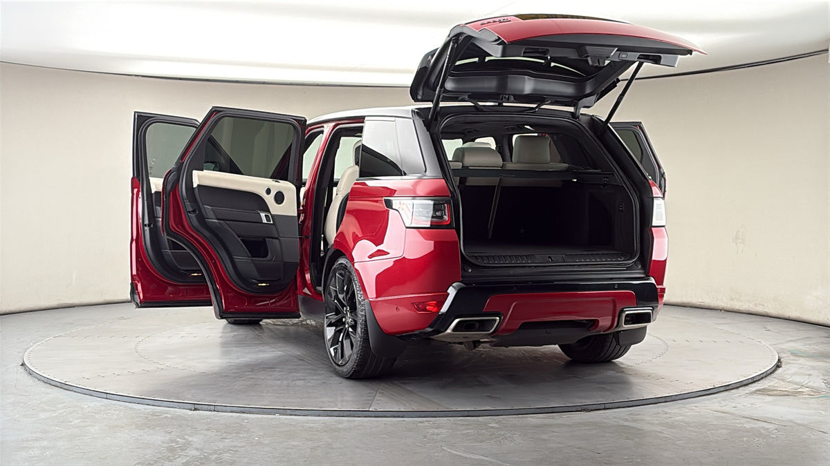 More views of Land Rover Range Rover Sport