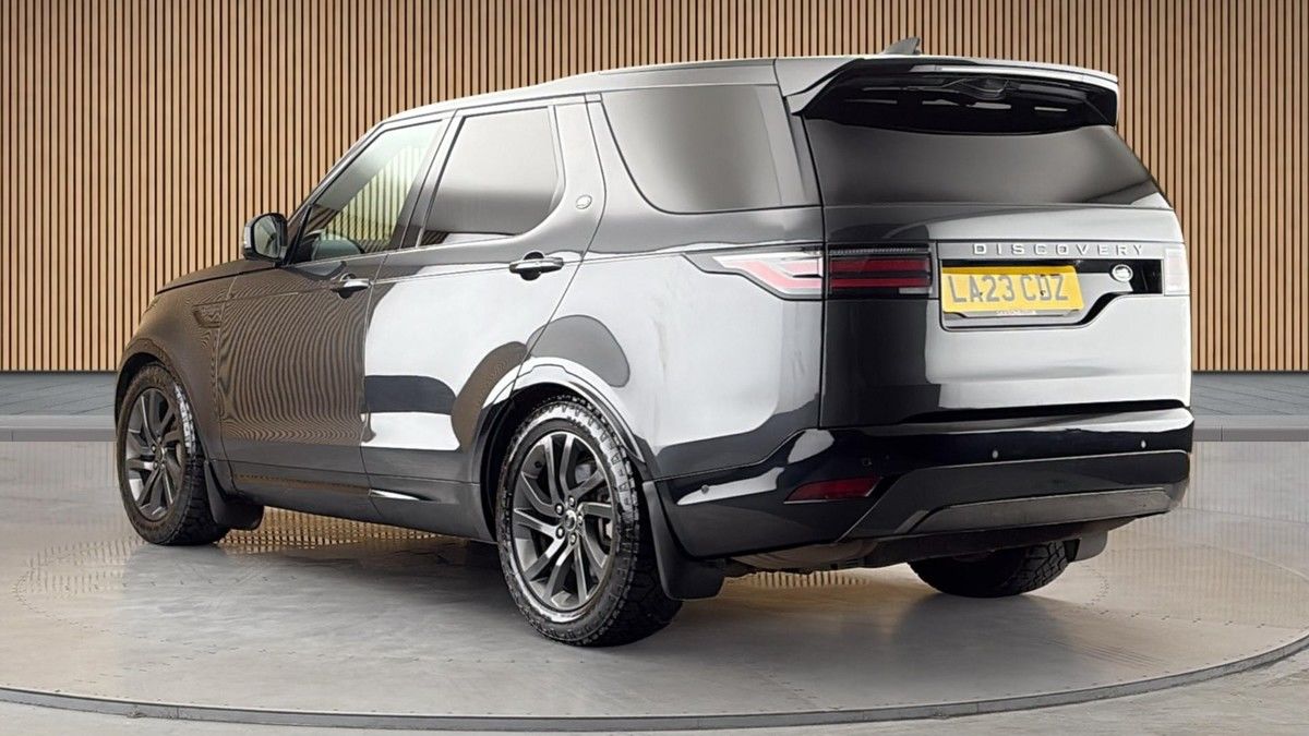 Land Rover Discovery Image 2