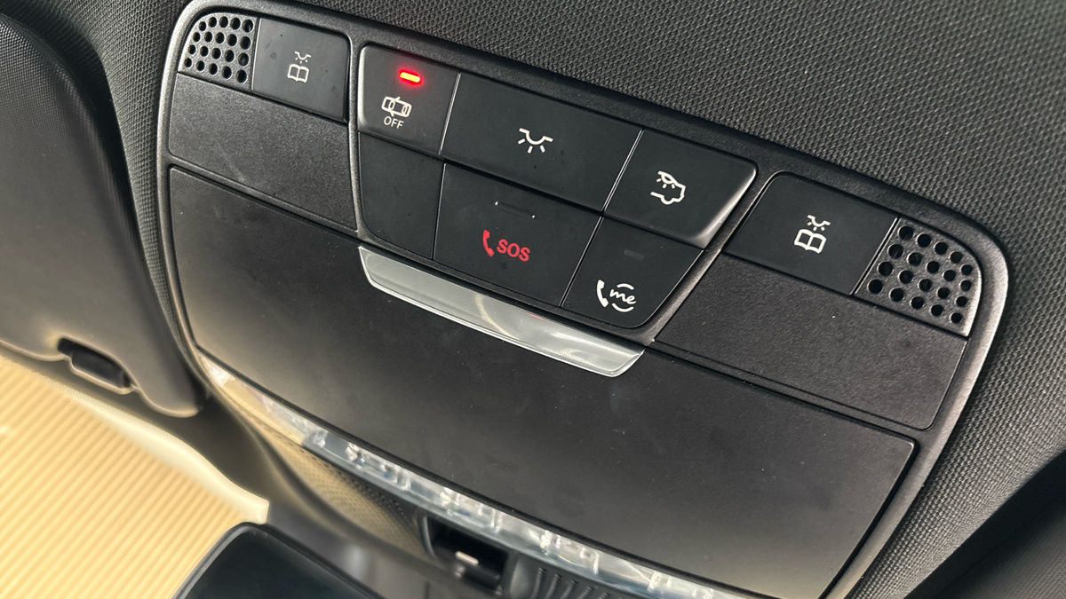 Mercedes-Benz GLC Image 30