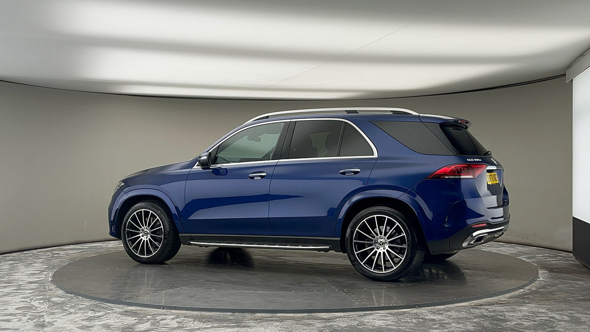 More views of Mercedes-Benz GLE