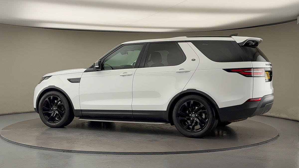 More views of Land Rover Discovery