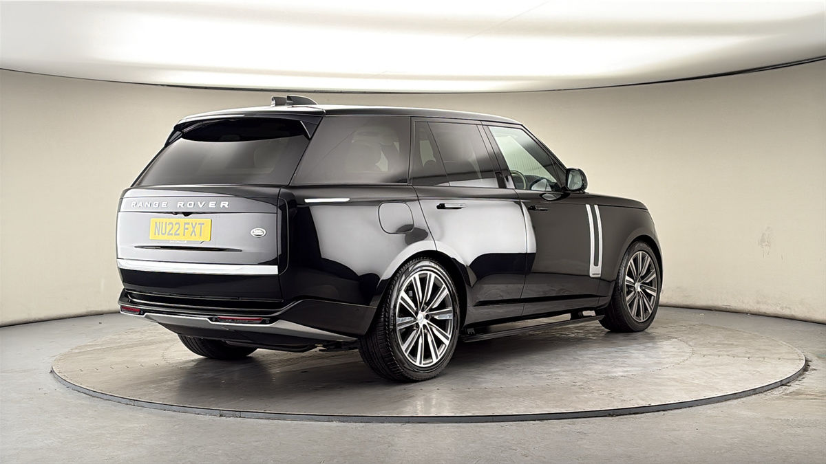 More views of Land Rover Range Rover