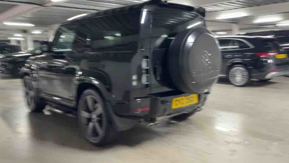 More views of Land Rover Defender 90