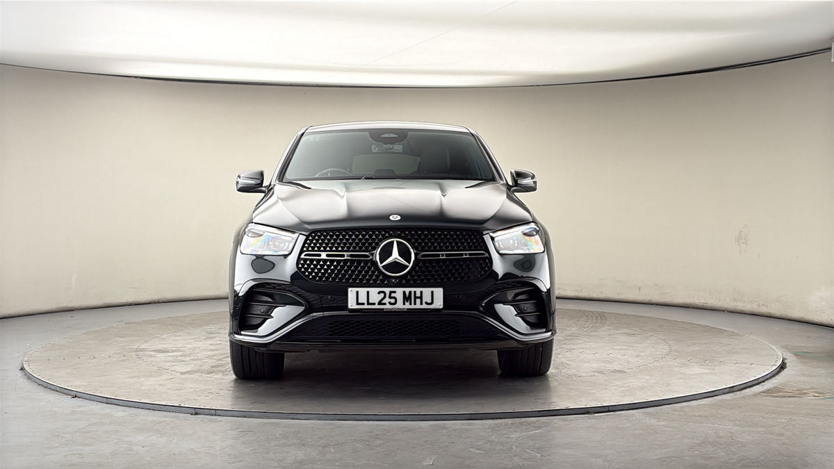 More views of Mercedes-Benz GLE