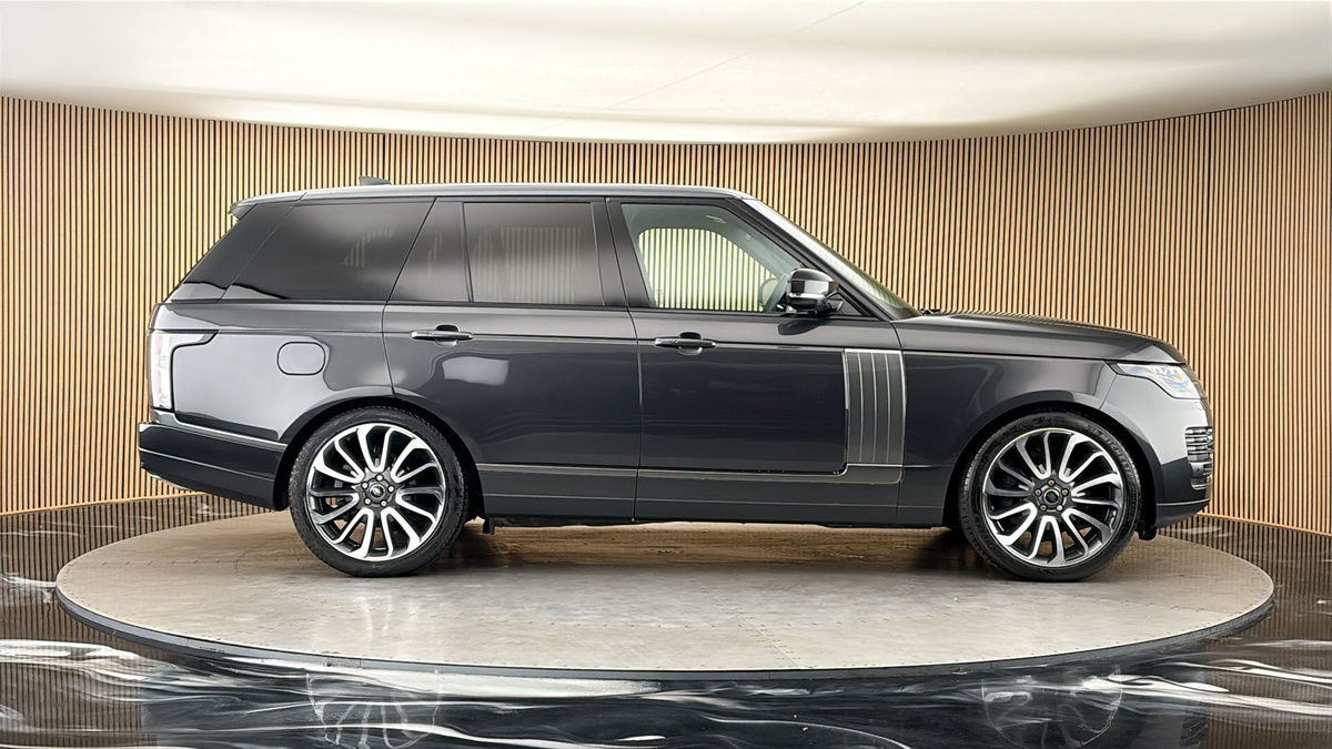 Land Rover Range Rover Image 16