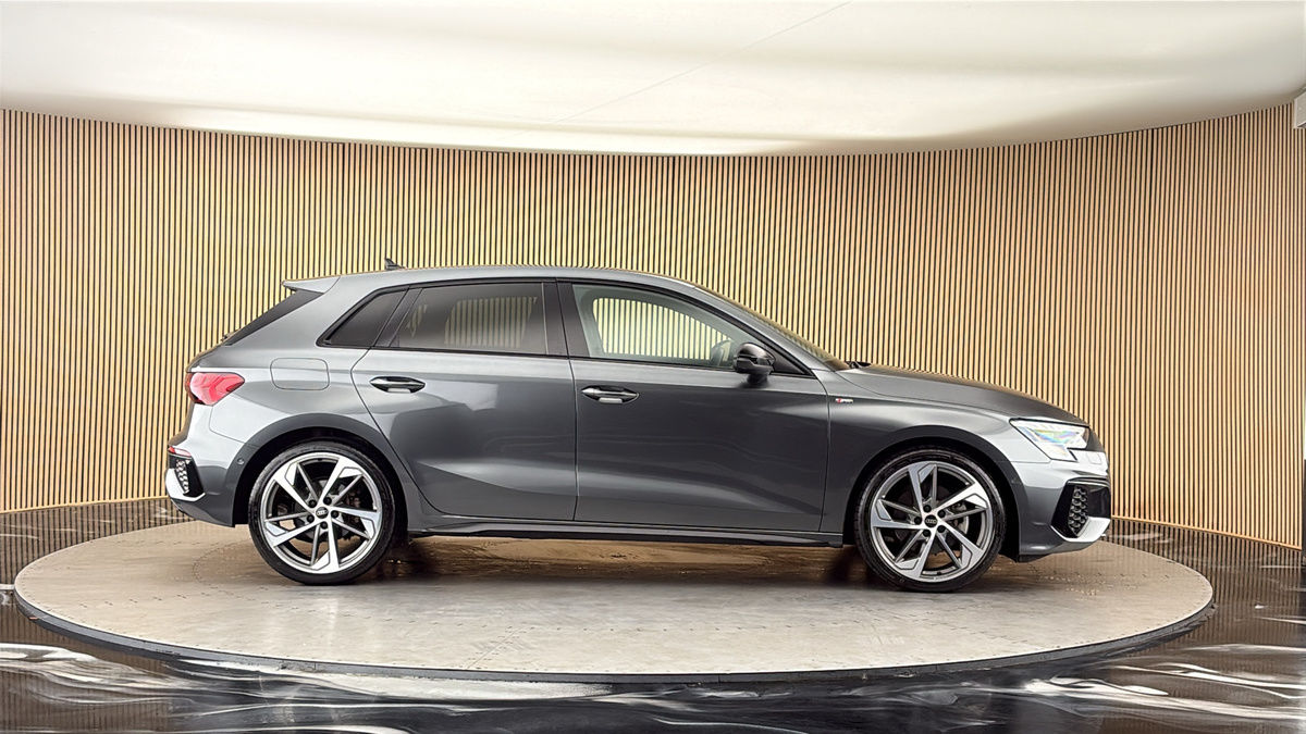 Audi A3 Image 16