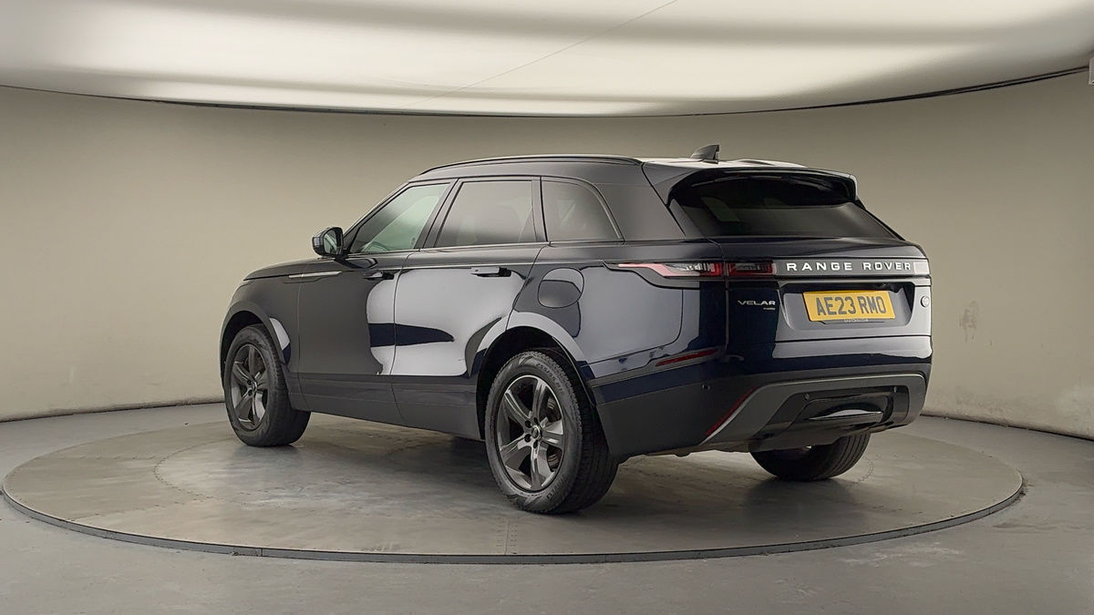Land Rover Range Rover Velar Image 2