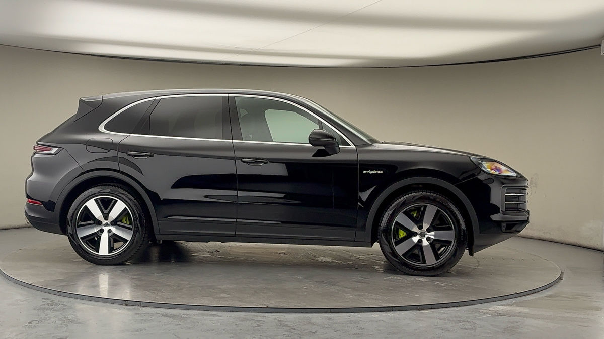 More views of Porsche Cayenne