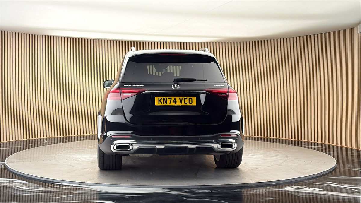 More views of Mercedes-Benz GLE