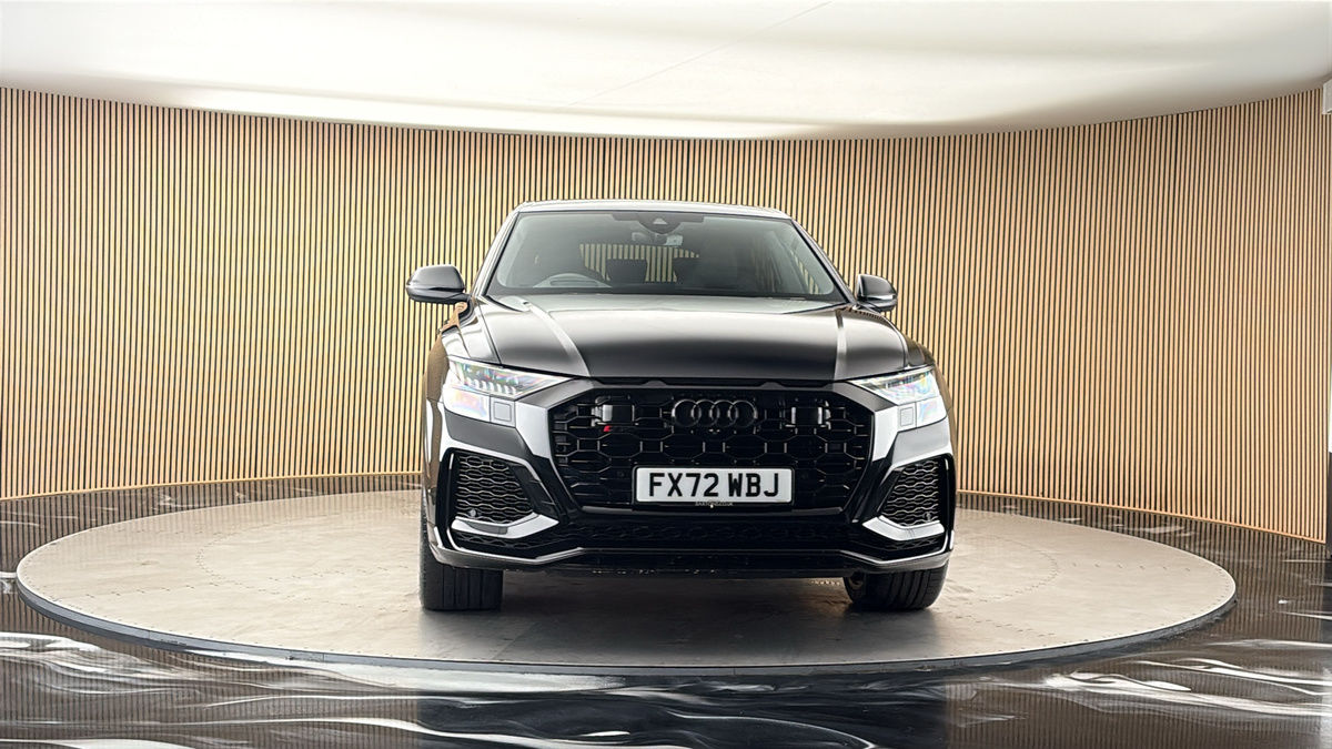 More views of Audi RSQ8