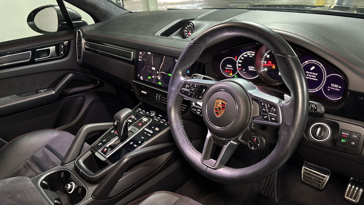 Porsche Cayenne Image 5