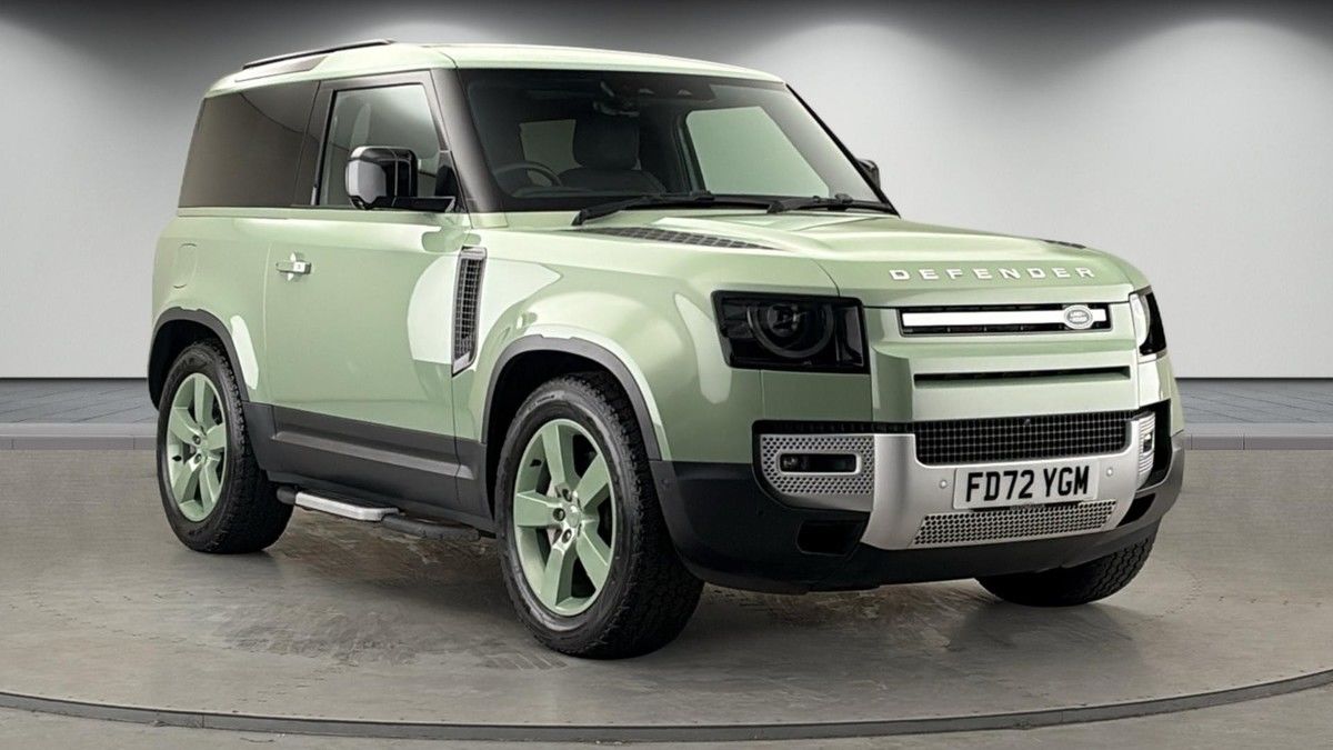 More views of Land Rover Defender 90