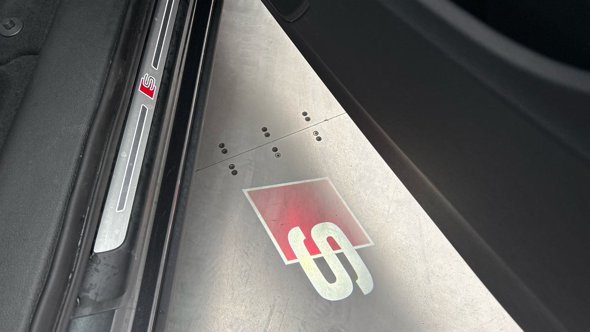 Audi SQ7 Image 26