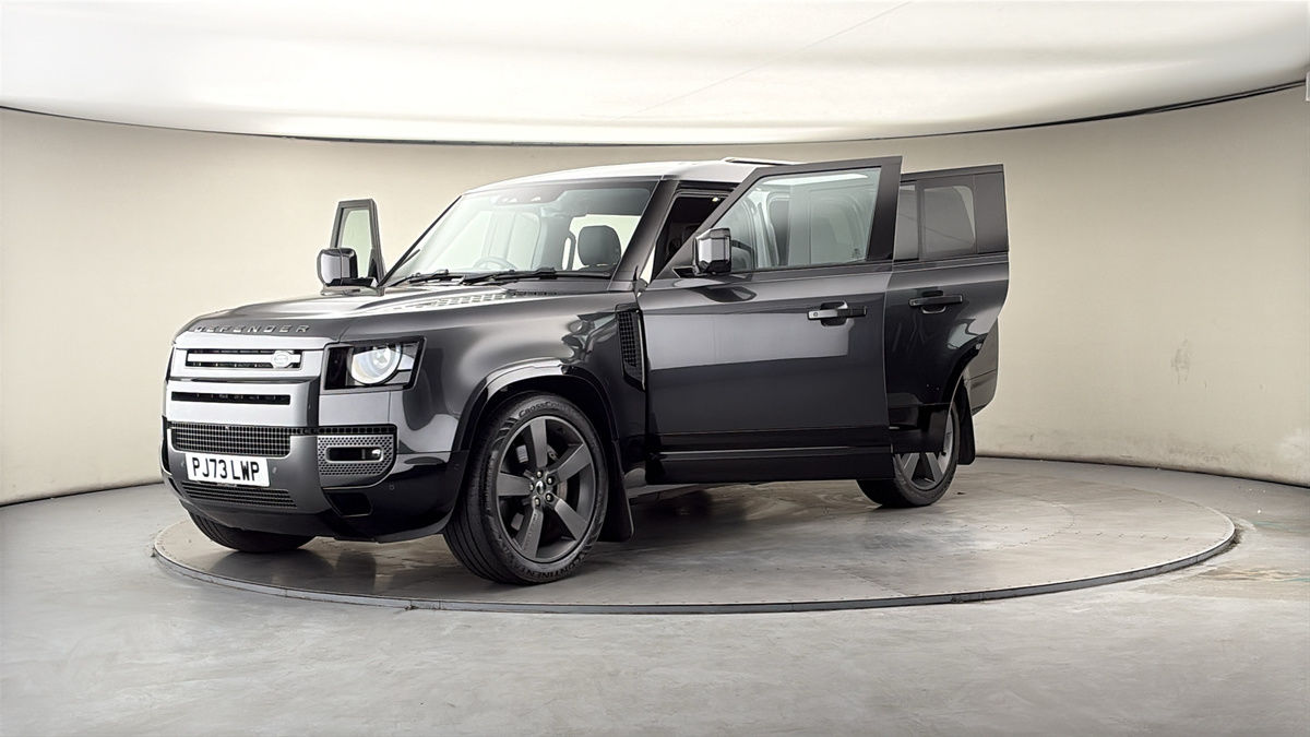 More views of Land Rover Defender 130