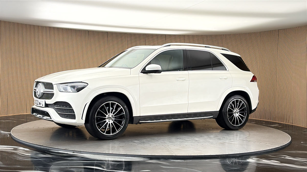 More views of Mercedes-Benz GLE