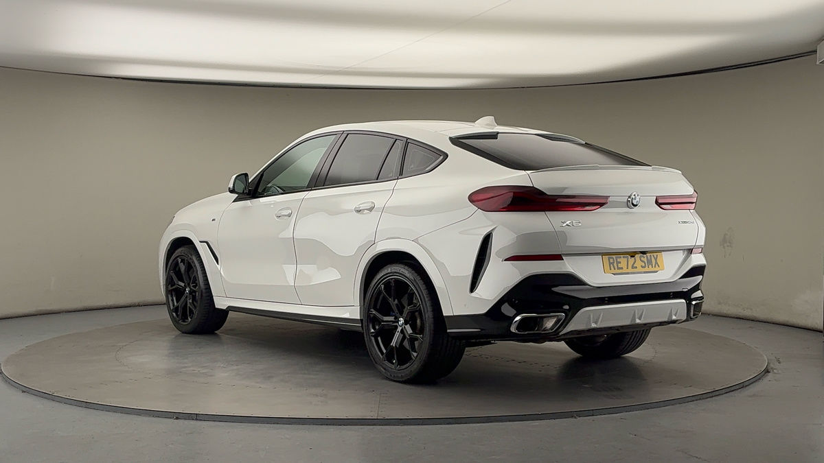 BMW X6 Image 2