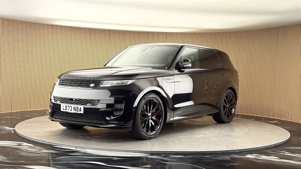 More views of Land Rover Range Rover Sport