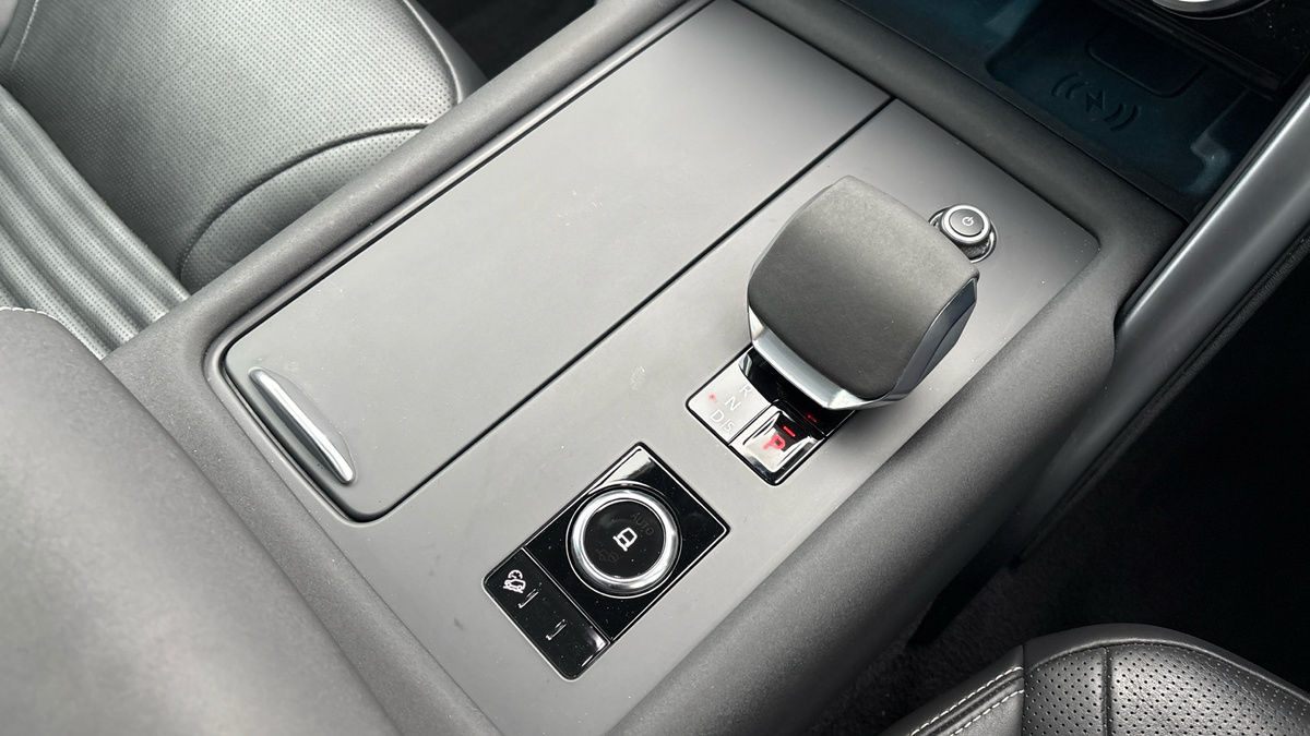 Land Rover Discovery Image 18