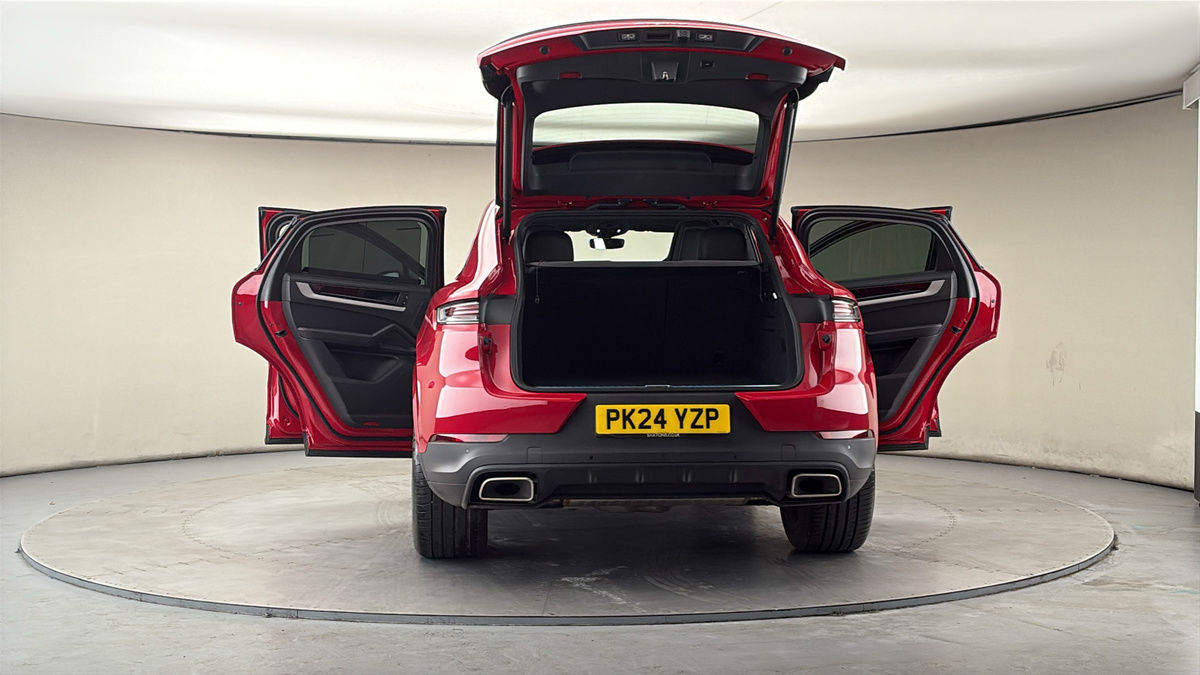 More views of Porsche Cayenne