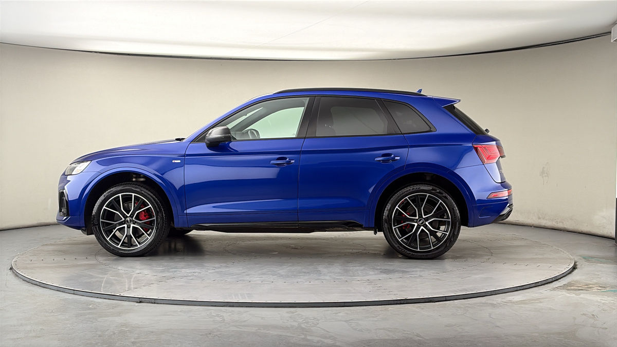 More views of Audi Q5