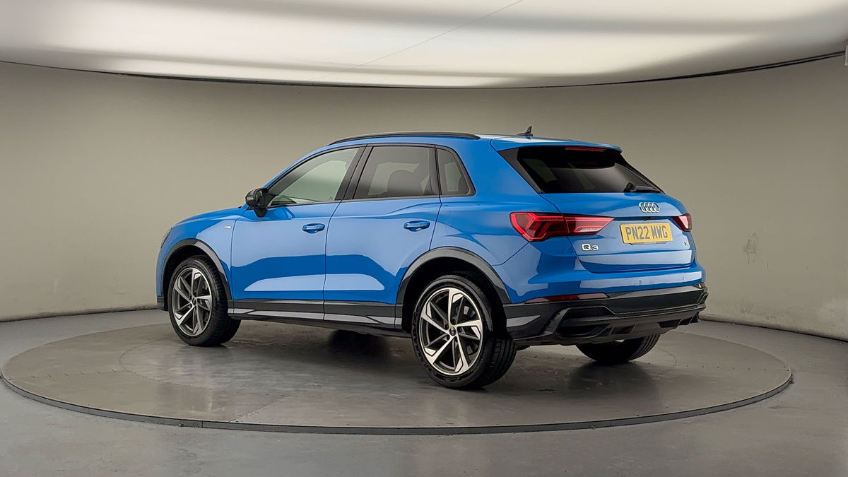 More views of Audi Q3