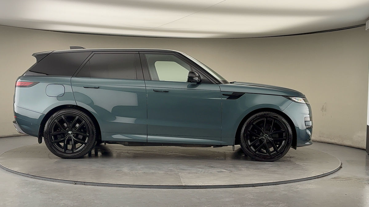 Land Rover Range Rover Sport Image 16