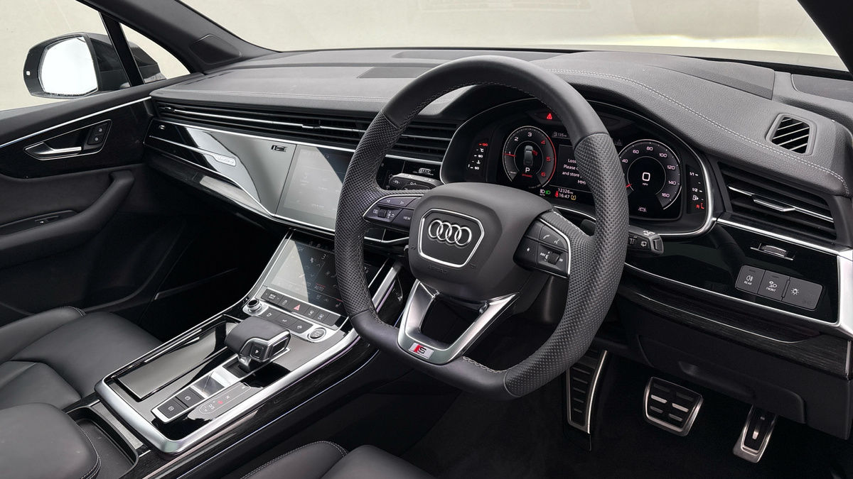 Audi Q7 Image 5