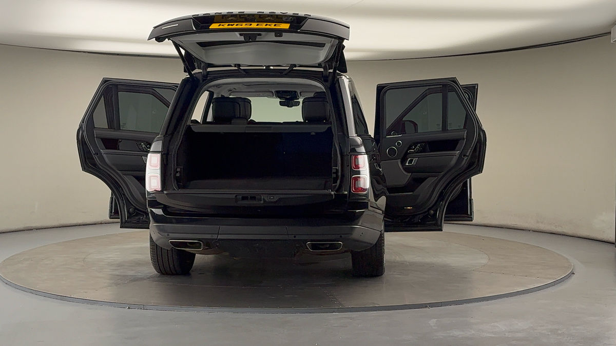 More views of Land Rover Range Rover