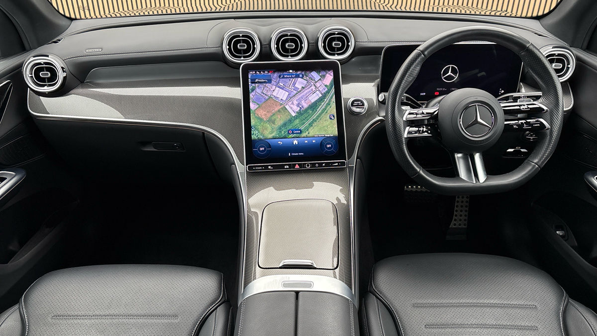 Mercedes-Benz GLC Image 12